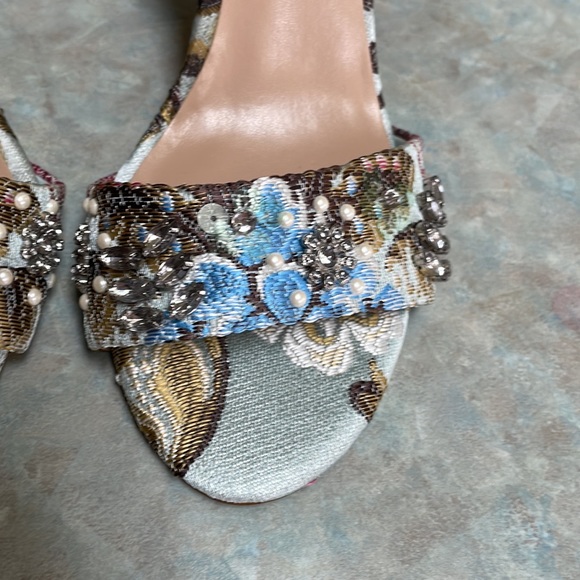 Aldo brocade sandals (sz 7.5) - Picture 10 of 12